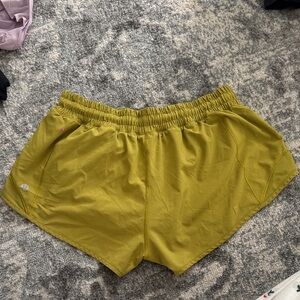 Lululemon Hotty hot shorts